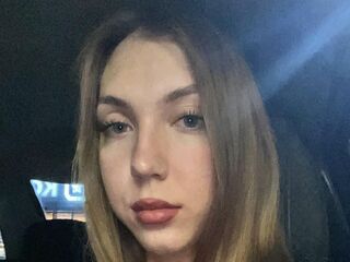 chat room sex webcam LeannHonnerlaw
