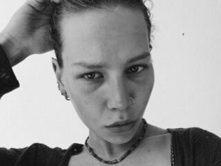 girl fingering shaved pussy LeeanneYepes