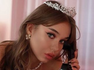 kinky webcam model LeonardaYudell