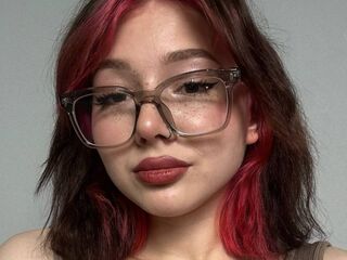 naked camgirl gallery LessyGrayce