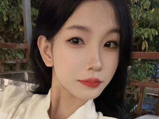 voyeur webcam LianaWuy