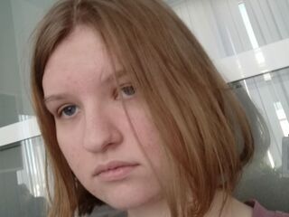 Kinky webcam girl LilianSlow