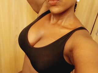 hot girl LindaeBrown