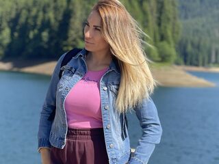 free liveshow LovelyMaia