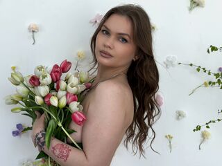 girl topless chat LunaVales