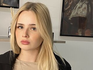 girl cam nude MarnieRhyner