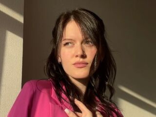 live cam girl photo MaudGuerrido