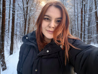 mastubating web cam girl MeganTodd