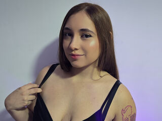 naked webcamgirl picture MiahCouper
