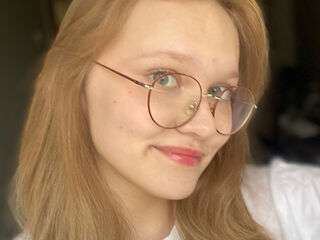 jasmin webcam girl MicahCussins