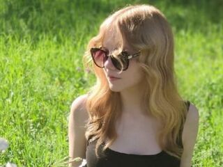 hot cam slut MirianTippett