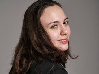 webcam strip tease show MonaStout