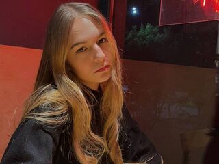 naked cam chatroom NellMocarski