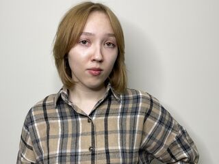 camporn NidaSimerly