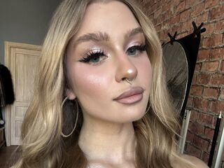 chat room webcam picture SaphiraLuxe