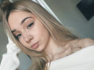 free live webcam chat ShaquitaSofranko