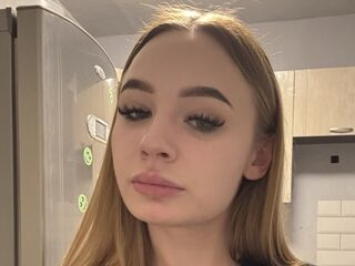 naked cam girl masturbating with dildo SofiaKolen