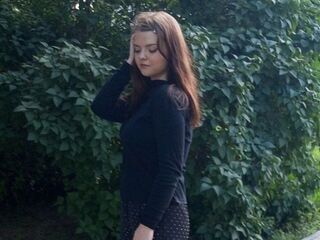 naughty cam girl masturbating with dildo SofiaMardes