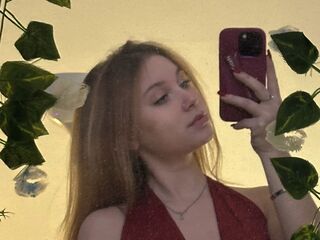 camgirl masturbating with dildo StephenWeinzetl