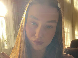 adultcam picture TristaCarmody