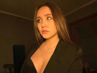 naked girl with webcam fingering UdeleBroadhurst