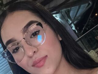 naked girl with cam fingering ValentinaSparks