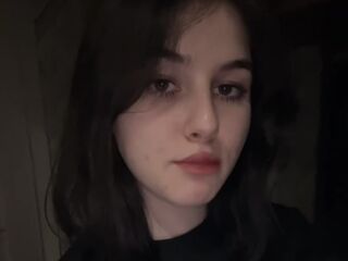 cam girl photo WandaDillard
