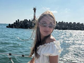 kinky cam YaekoBrowers