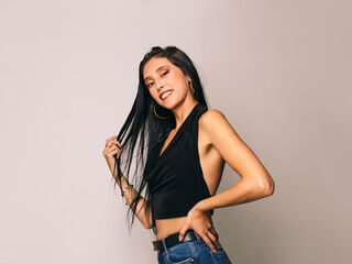 topless girl ZoeVenturi